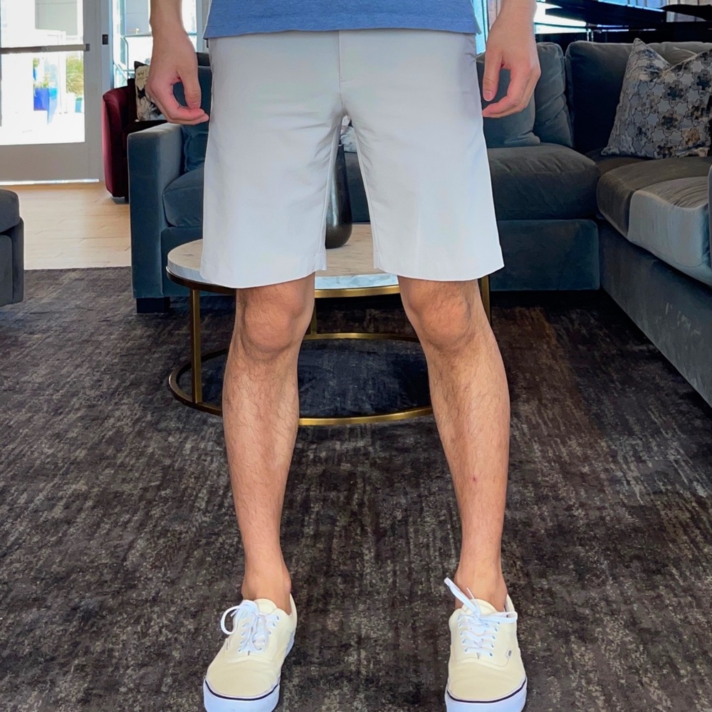 CALLAWAY Tan All-Utility Shorts (W32)